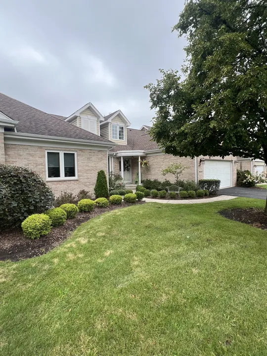 Residential Lawn Rounded Shrubs Posen Il